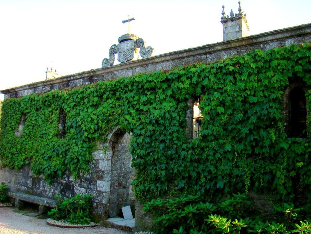 Pazo Da Touza Pensionat Nigrán Exteriör bild